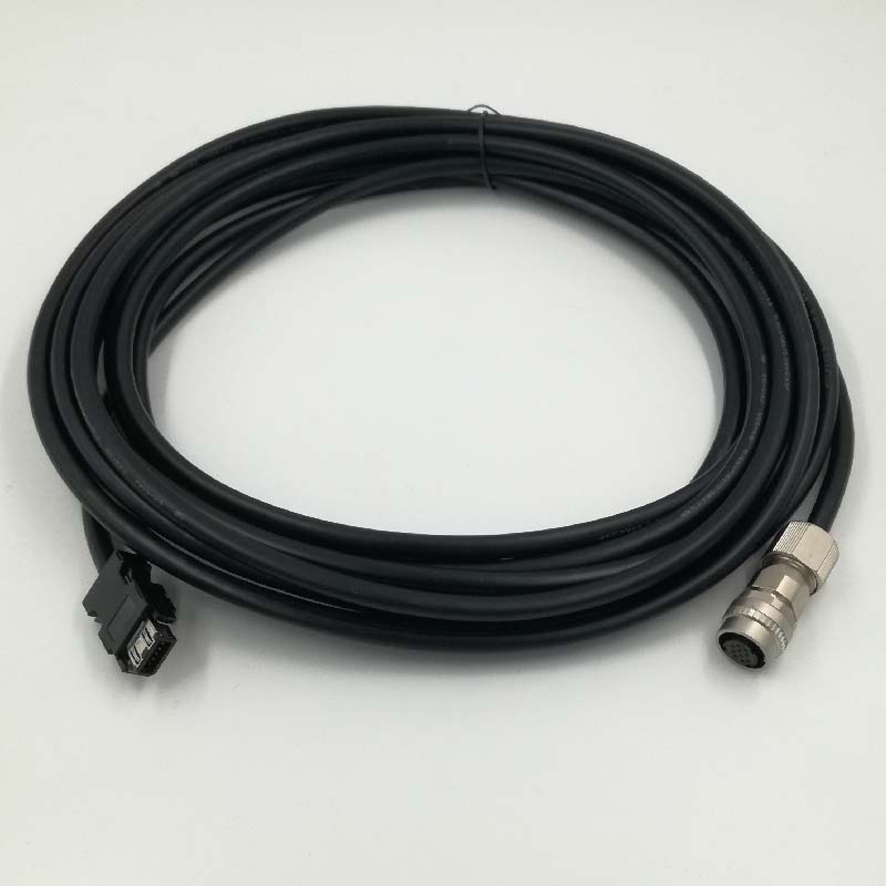 MİTSUBİSHİ ENCODER KABLOSU 7M